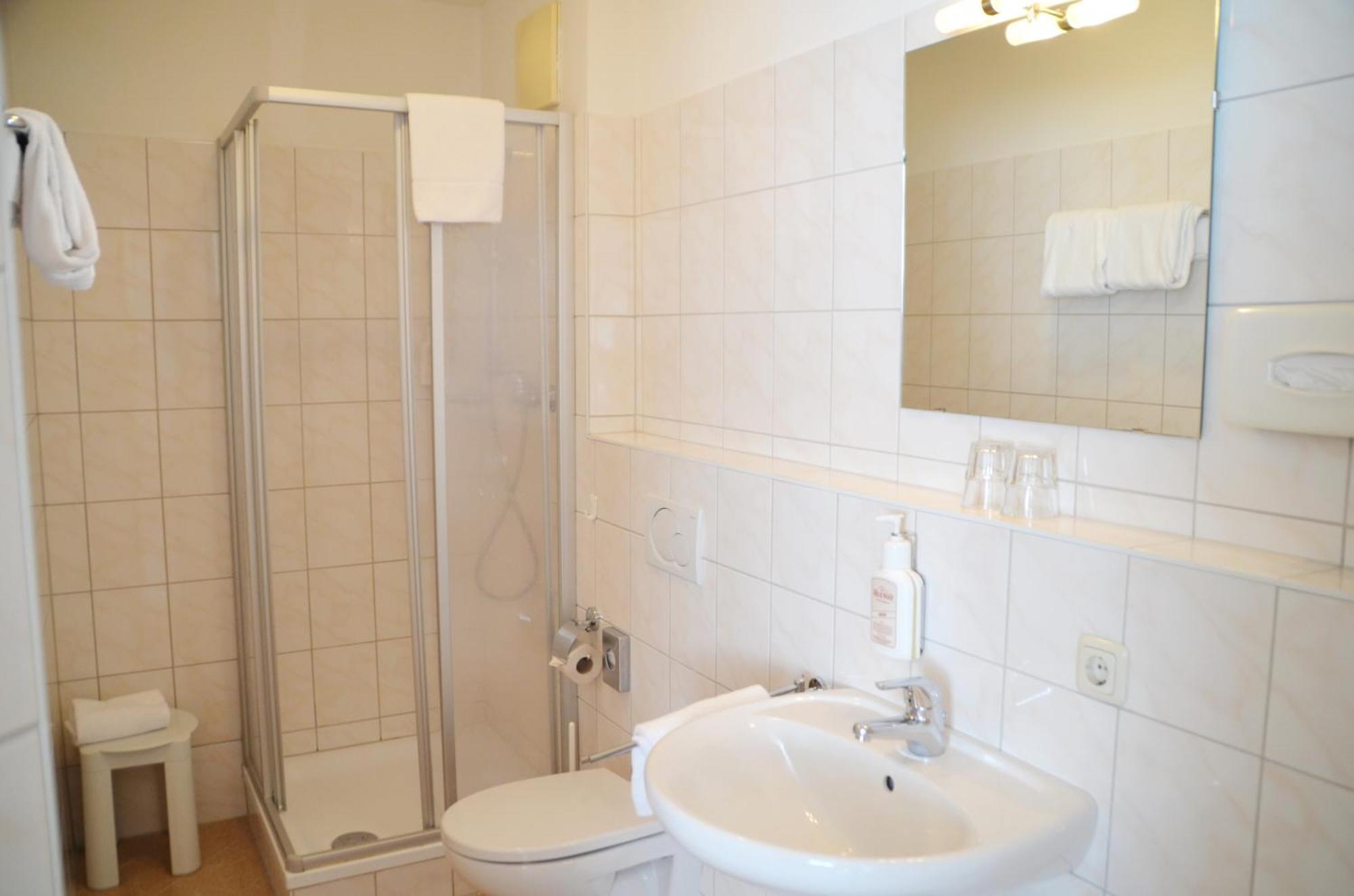 Neue Post - Apartments Zell am See Room photo